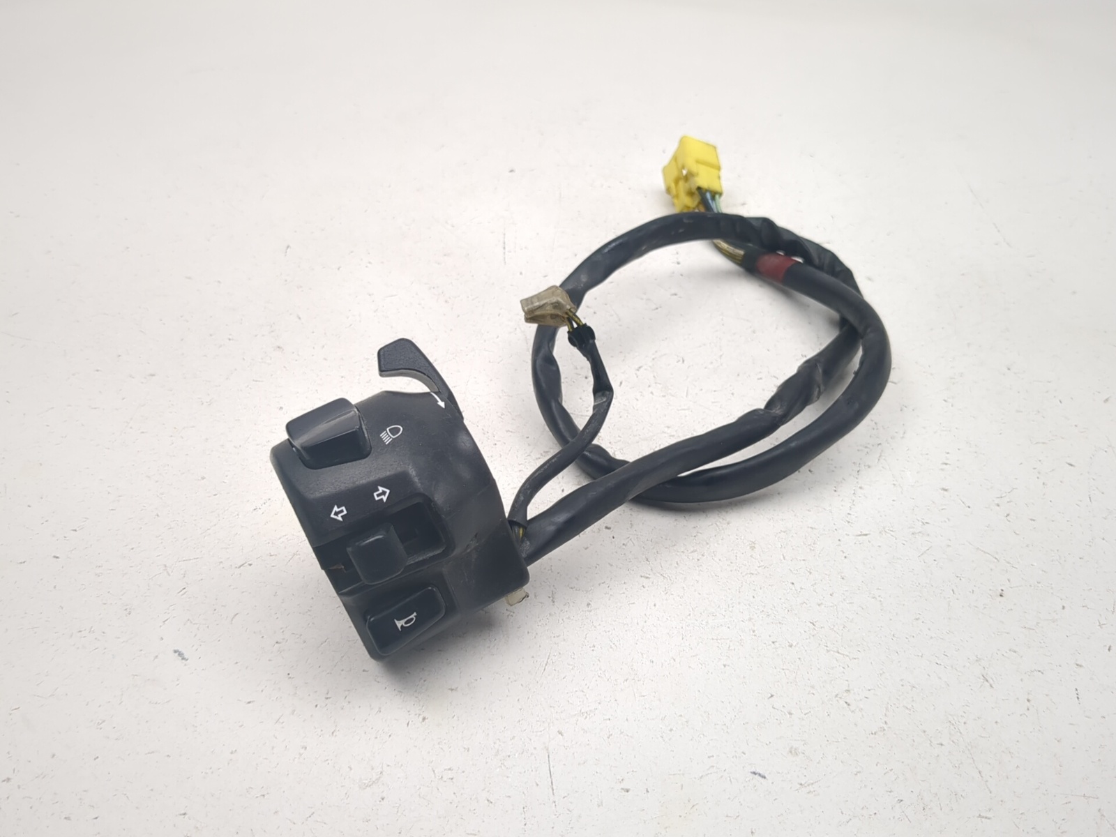 99-07 Suzuki Hayabusa GSX1300R Front Left Handlebar Switch 37400