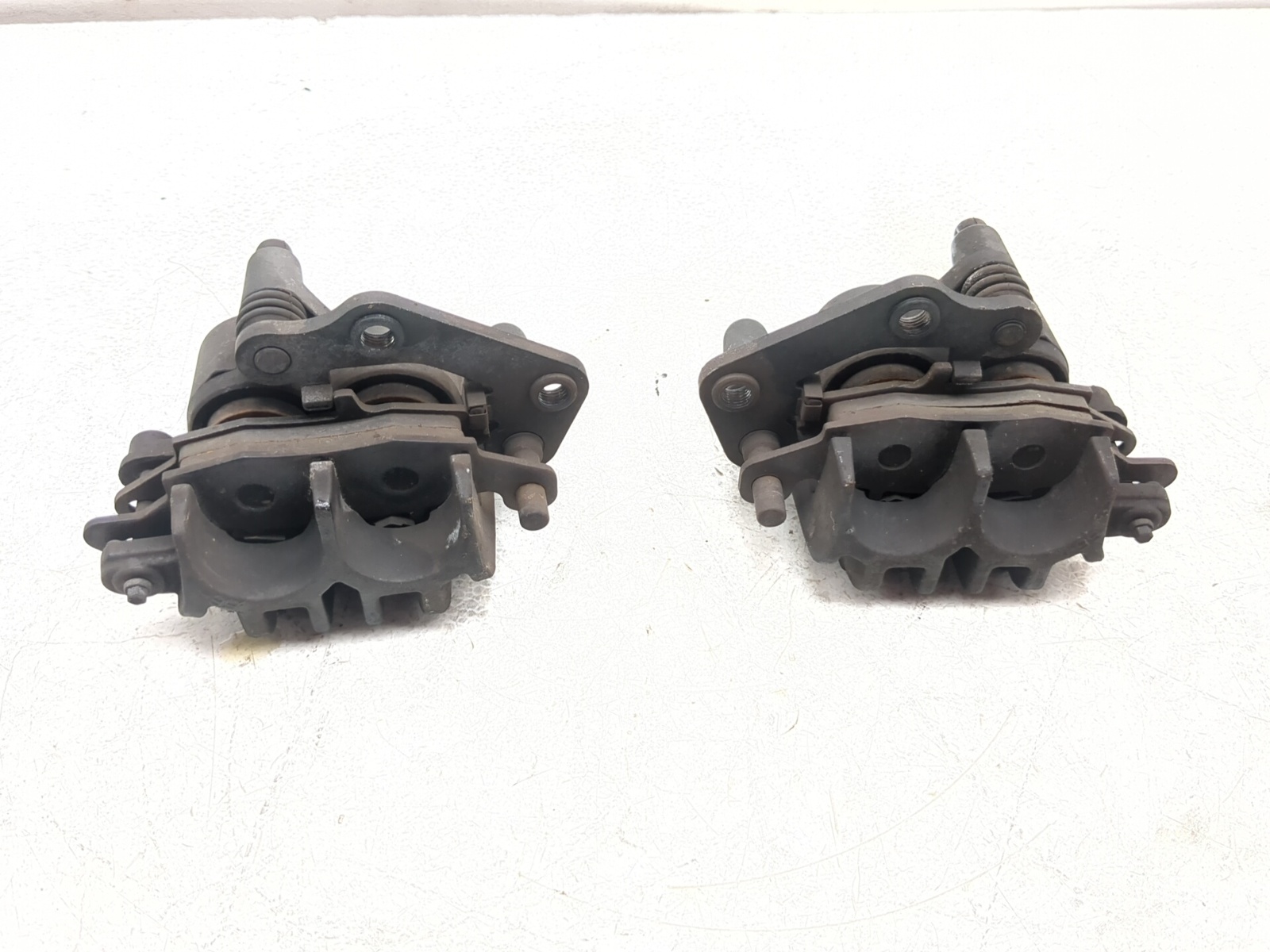 03-08 Suzuki SV650 Front Left Right Brake Caliper Set 59100-33DF0
