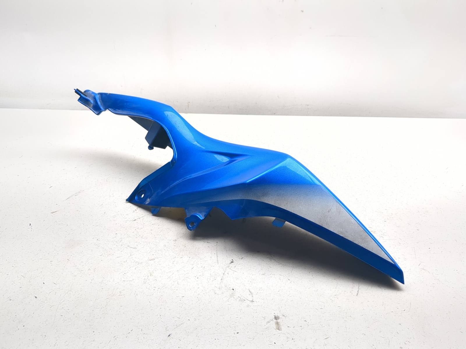 09-16 Suzuki GSXR 1000 Rear Right Tail Frame Fairing Cover 47111