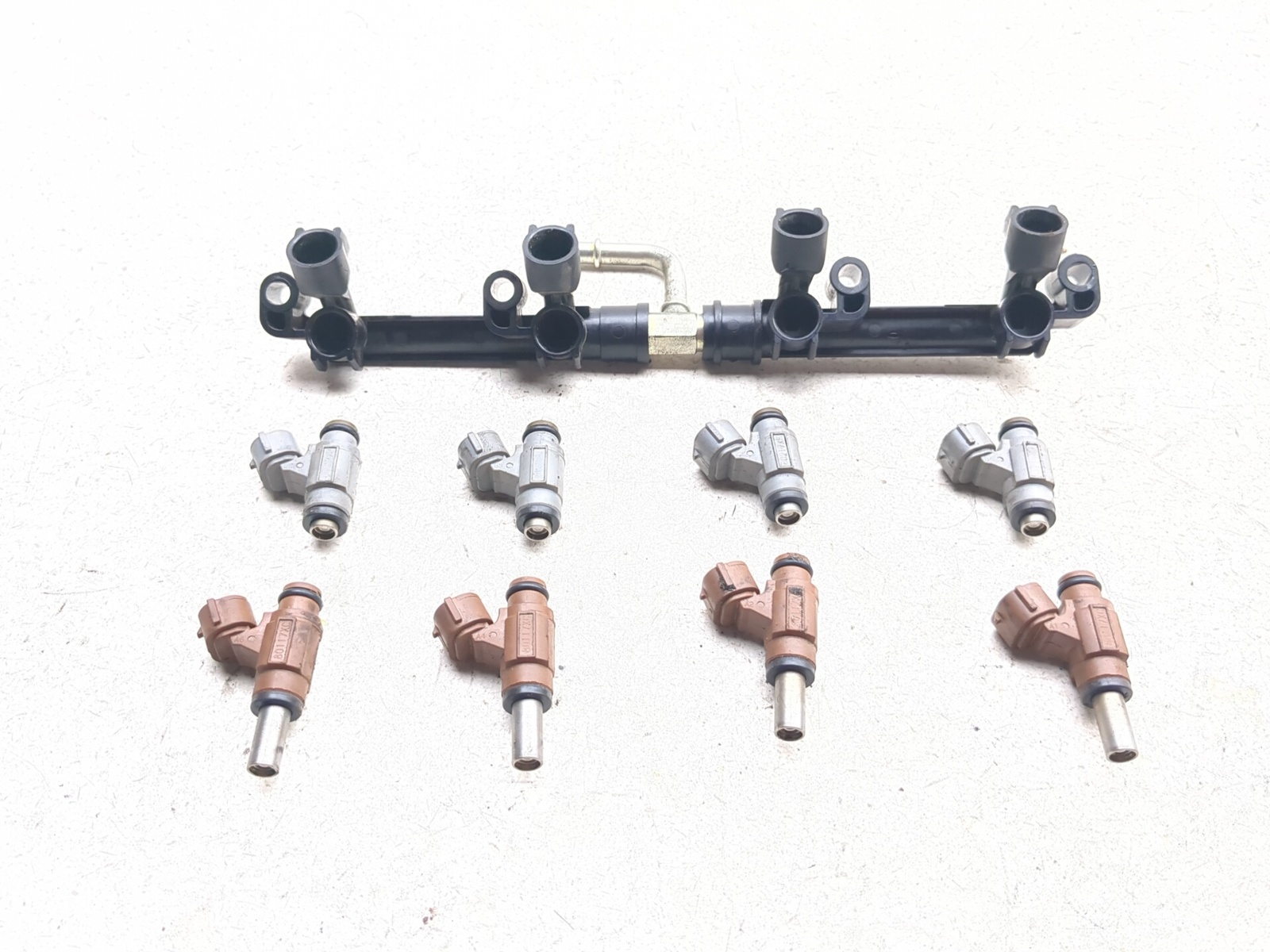 11-25 Suzuki GSXR 600 750 Secondary Rail w/ Set of 8 Fuel