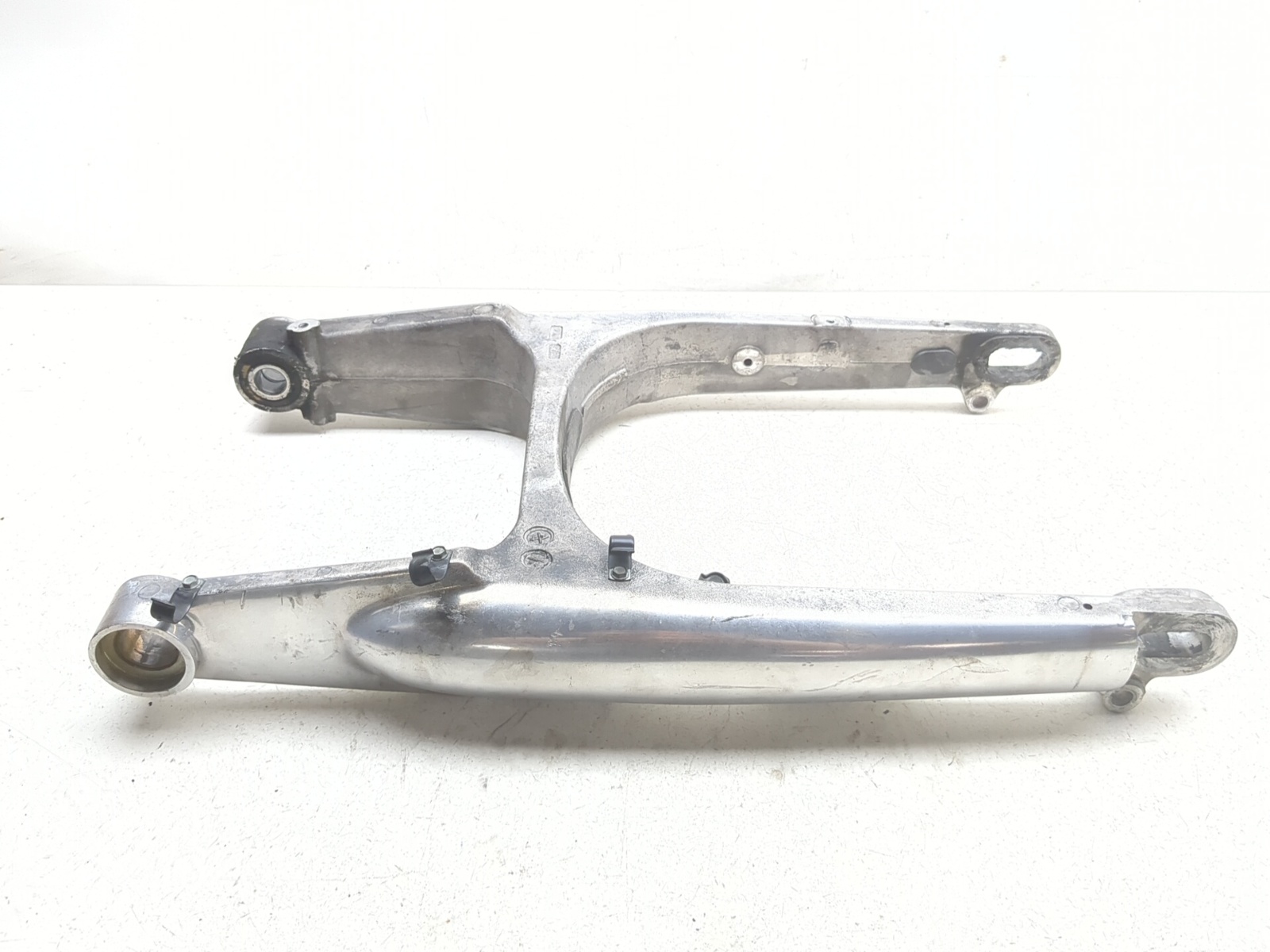 売却済 02-06 Harley-Davidson VROD VRSCA Rear Swingarm 48372-01 - Sun