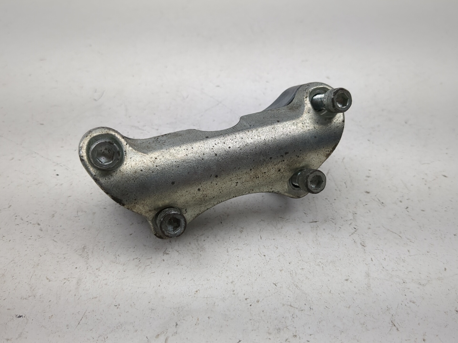 07-13 Harley Street Glide FLHX Front Handlebar Riser Clamp