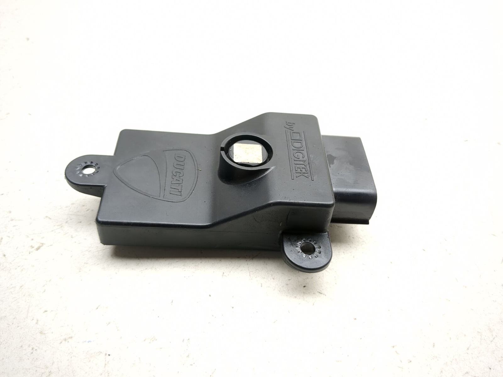 10-18 Ducati Multistrada 1200 Traction Control Module 38510042C