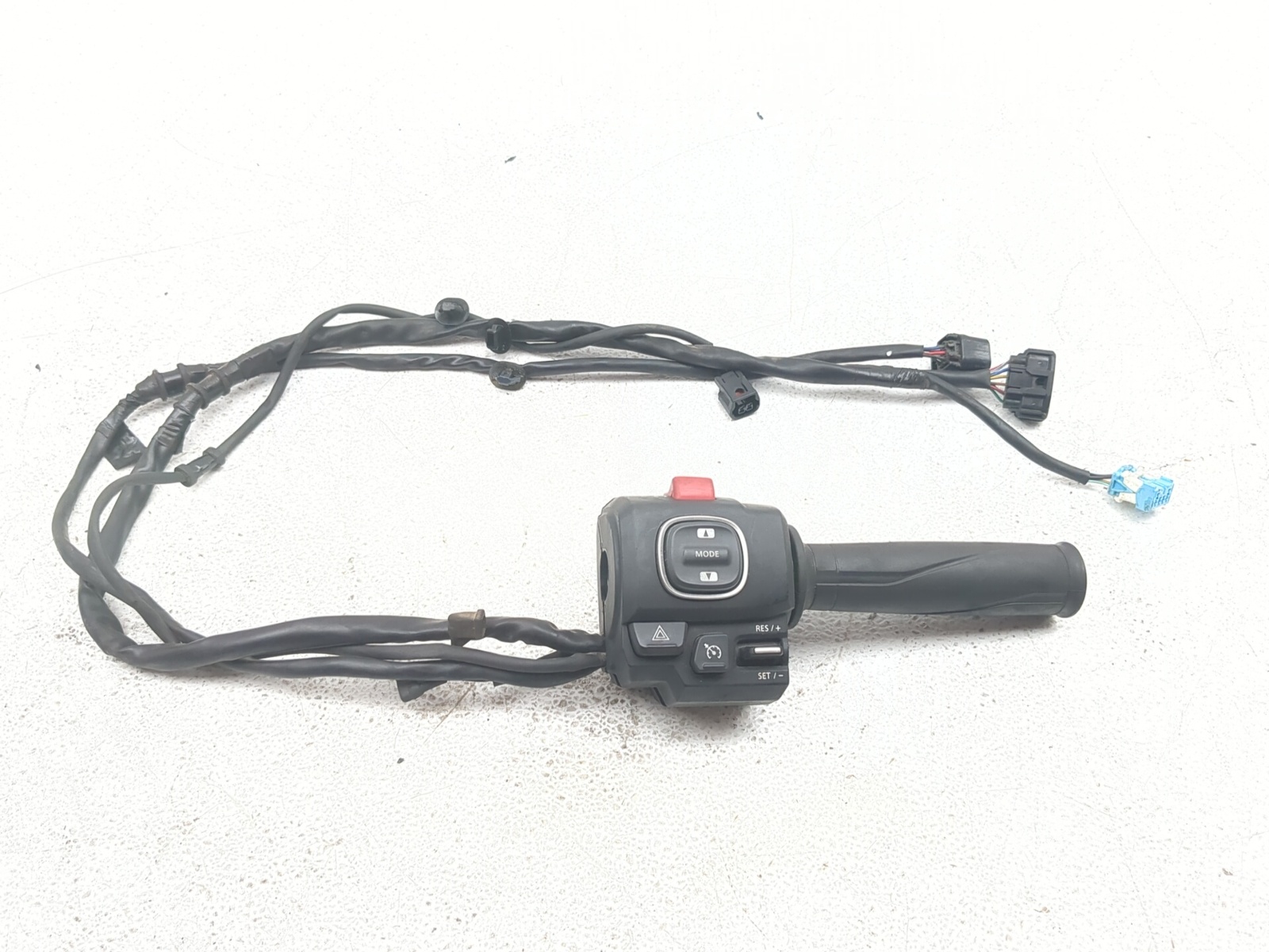 18-26 Honda GL1800 Goldwing 1800 Front Right Handlebar Switch
