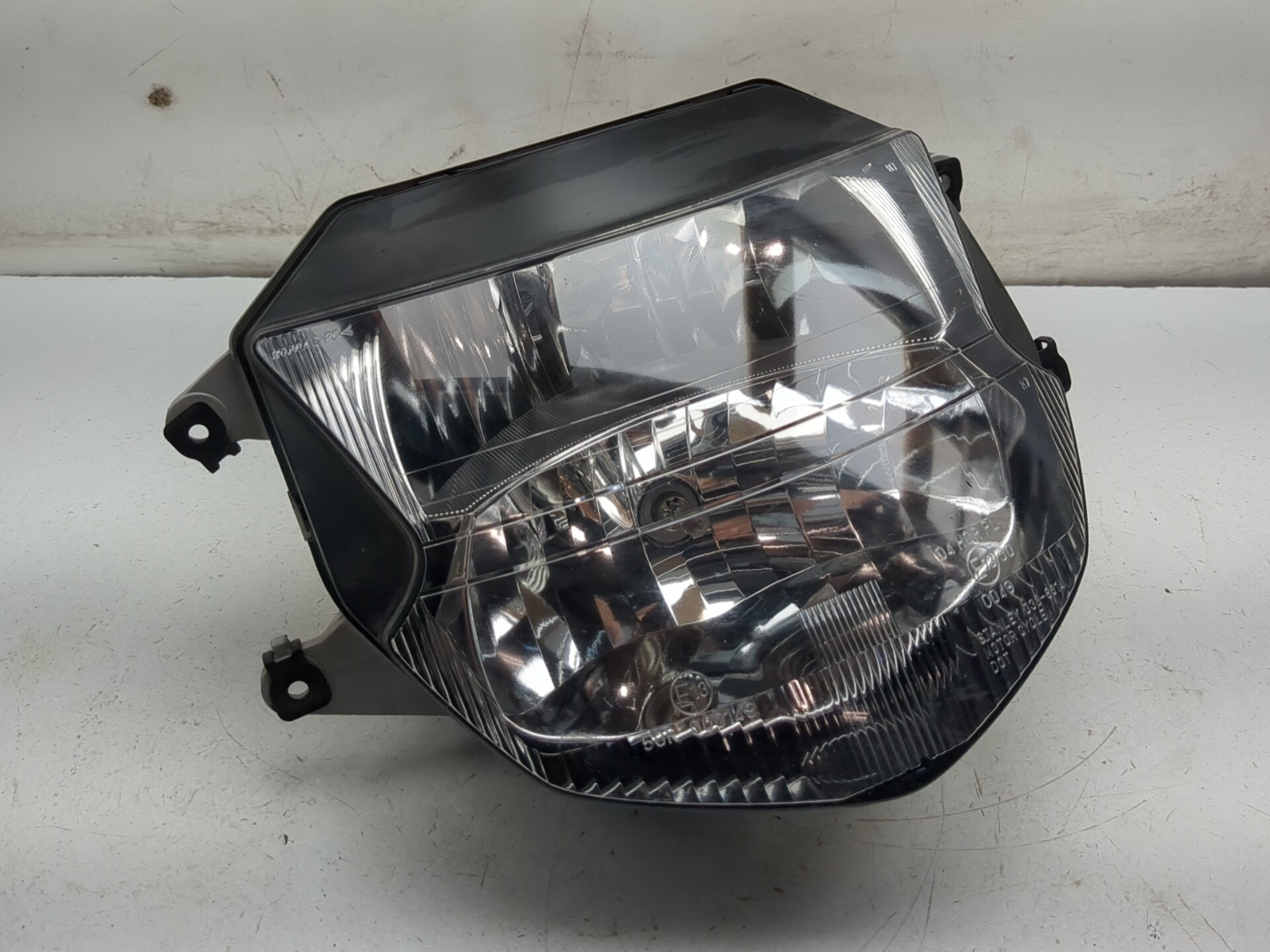 99-07 Honda CBR1100XX Blackbird CBR 1100 Front Headlight - Sun