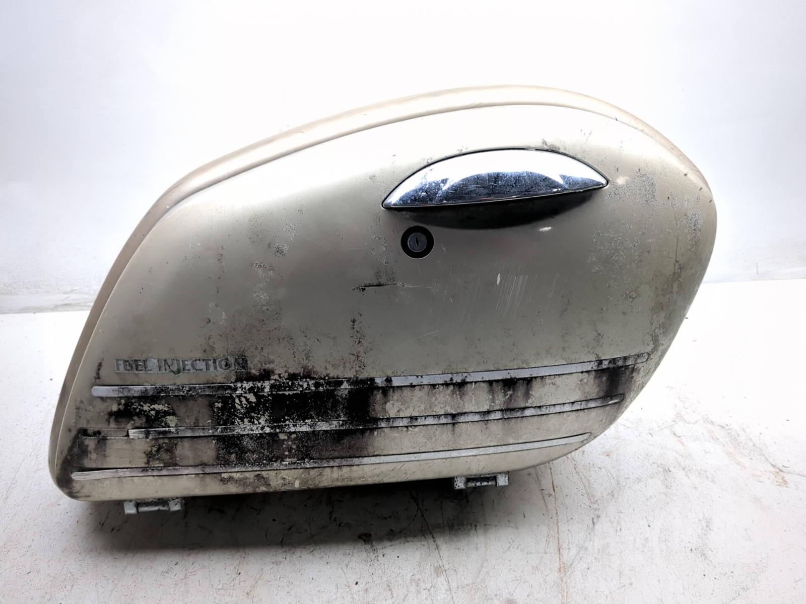 00-04 Kawasaki Vulcan Nomad VN1500L Rear Right Saddlebag Pannier