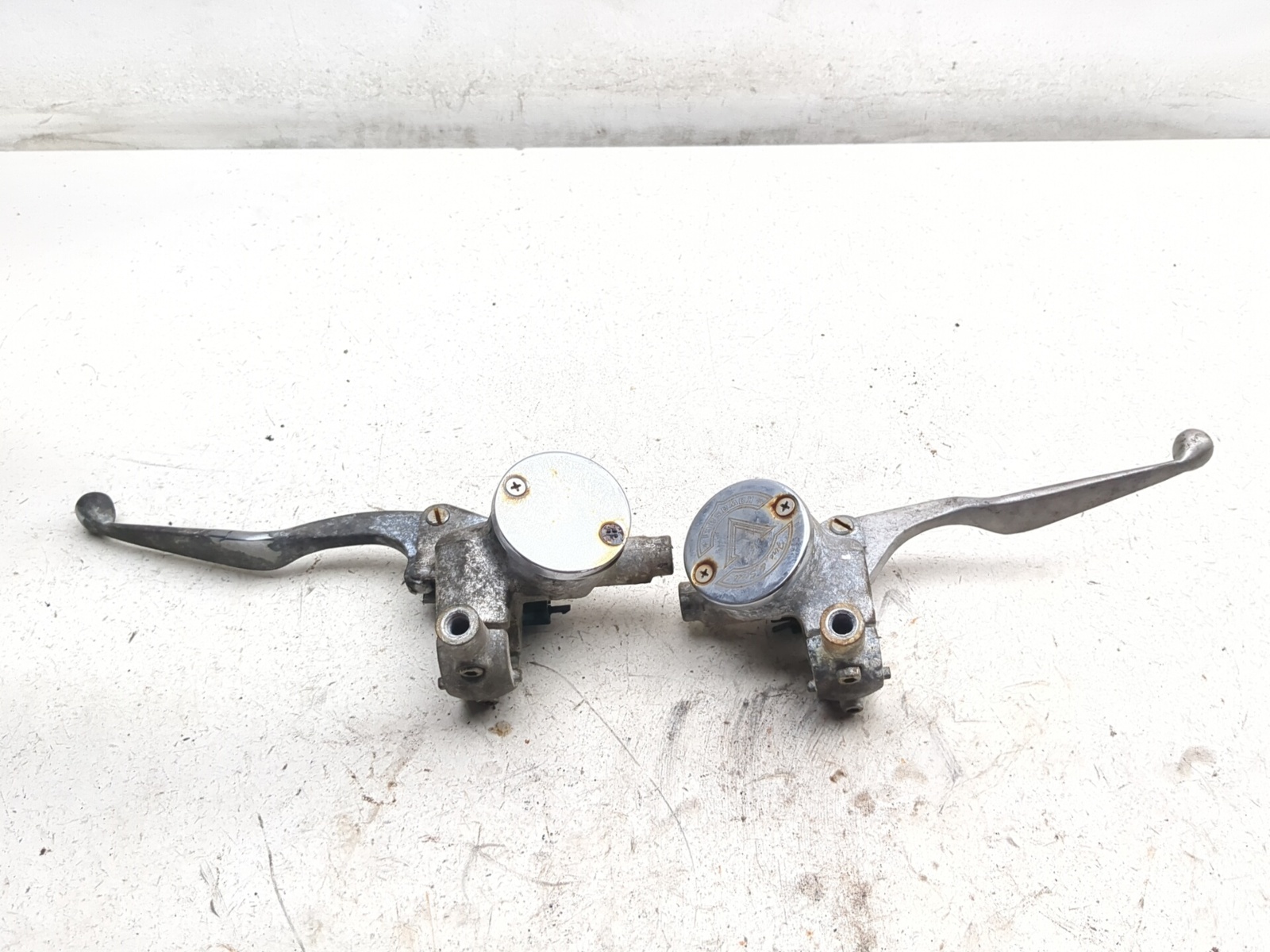 00-04 Kawasaki Vulcan Nomad VN1500L Front Brake Clutch Master