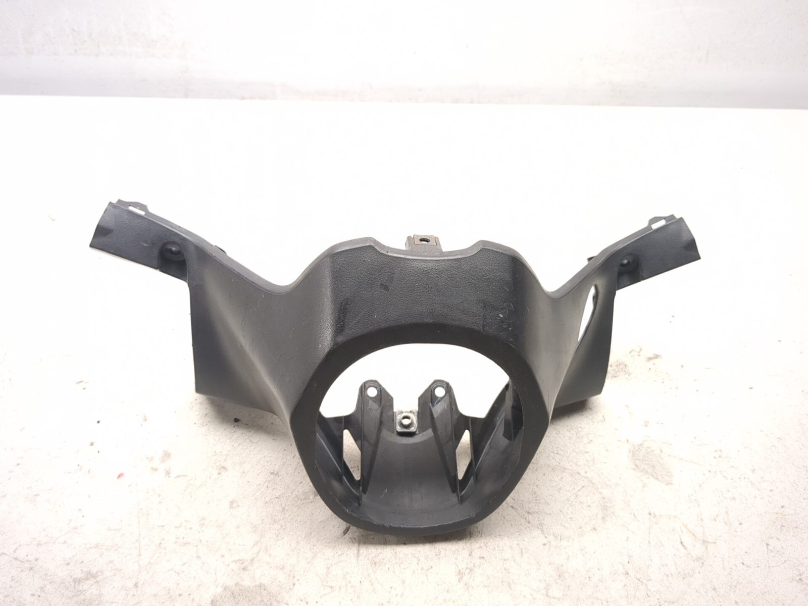 17-22 Yamaha XMAX 300 CZD300 Front Handlebar Lower Cover B74-F6144
