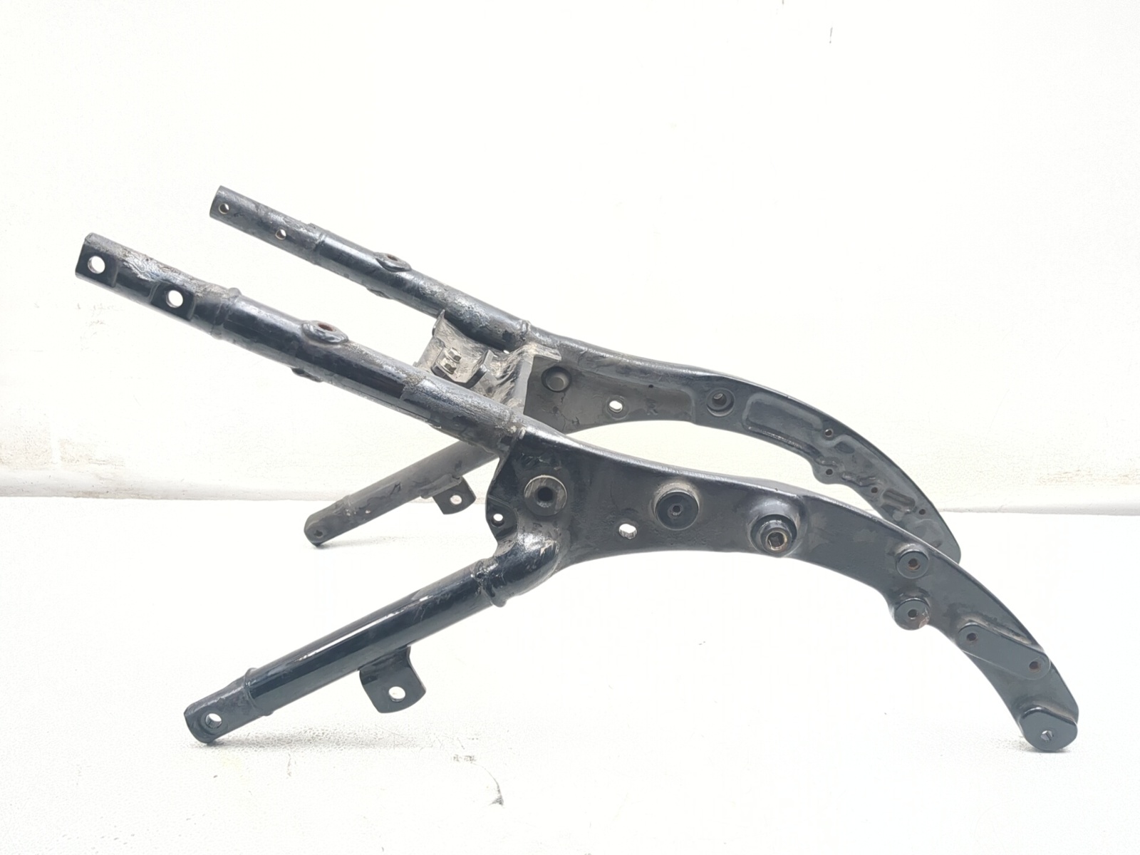 09-13 Harley-Davidson Road Glide FLTR Rear Frame Section Chassis