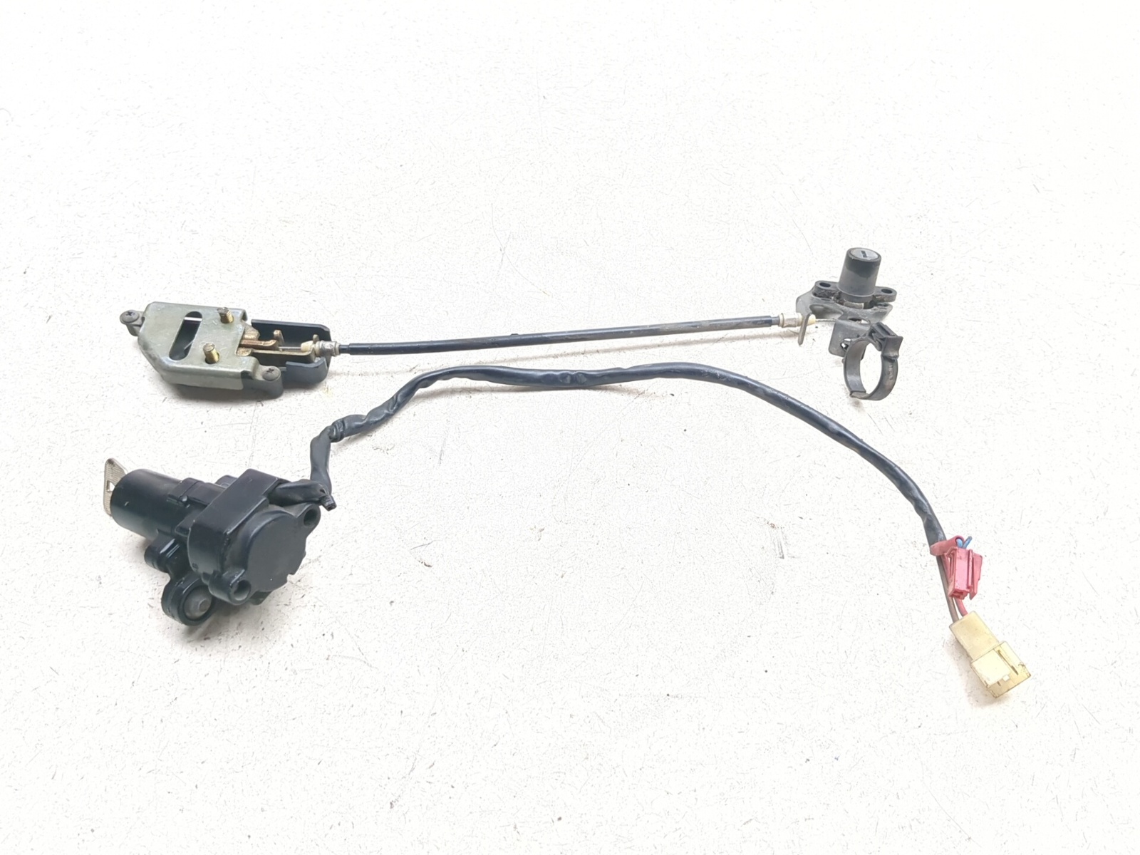 03-05 Yamaha FJR 1300 Front Ignition Switch Seat Lock with Key Set