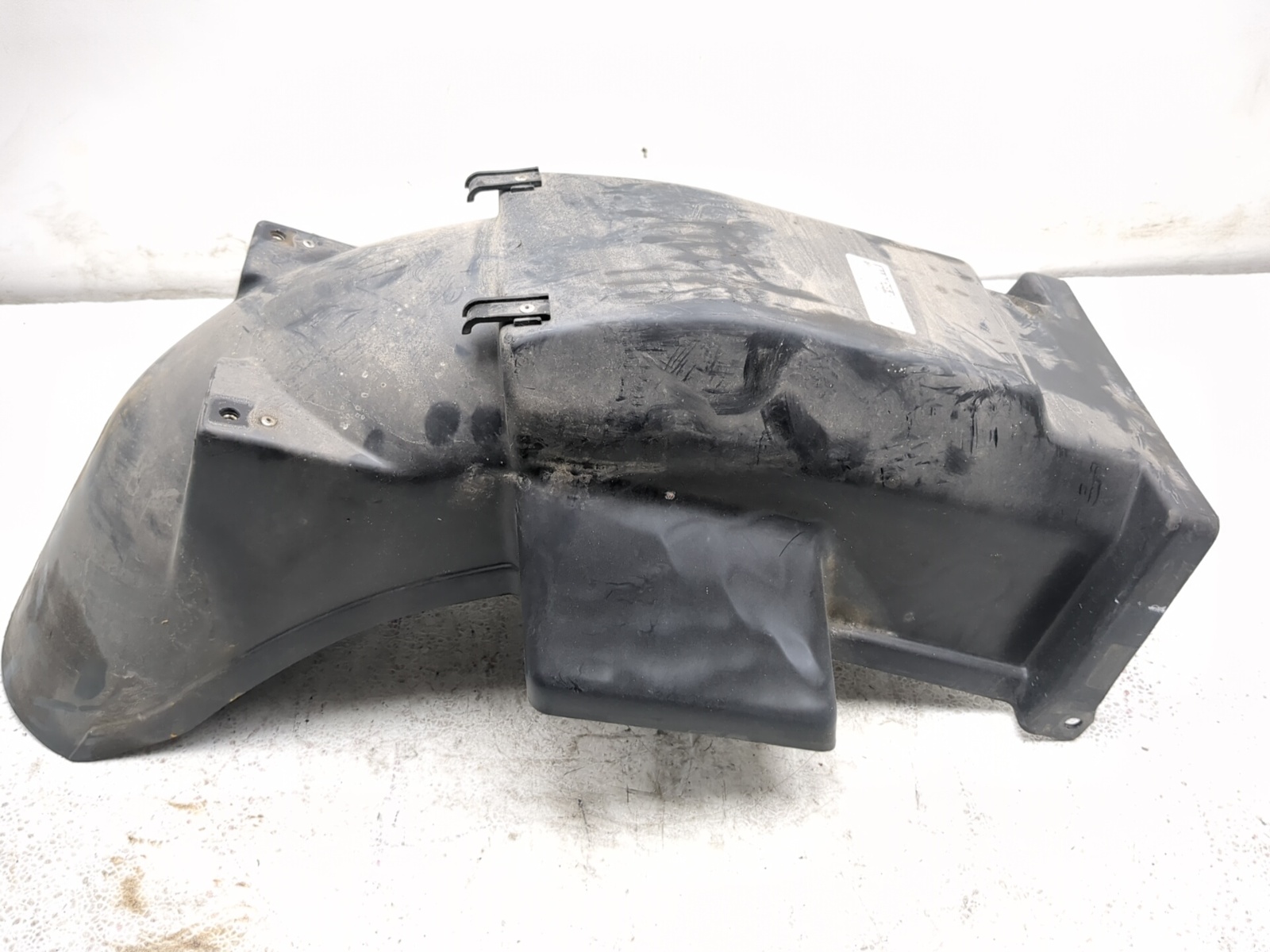 86-03 Kawasaki Voyager ZG1200 Rear Inner Fender Mudguard 35023