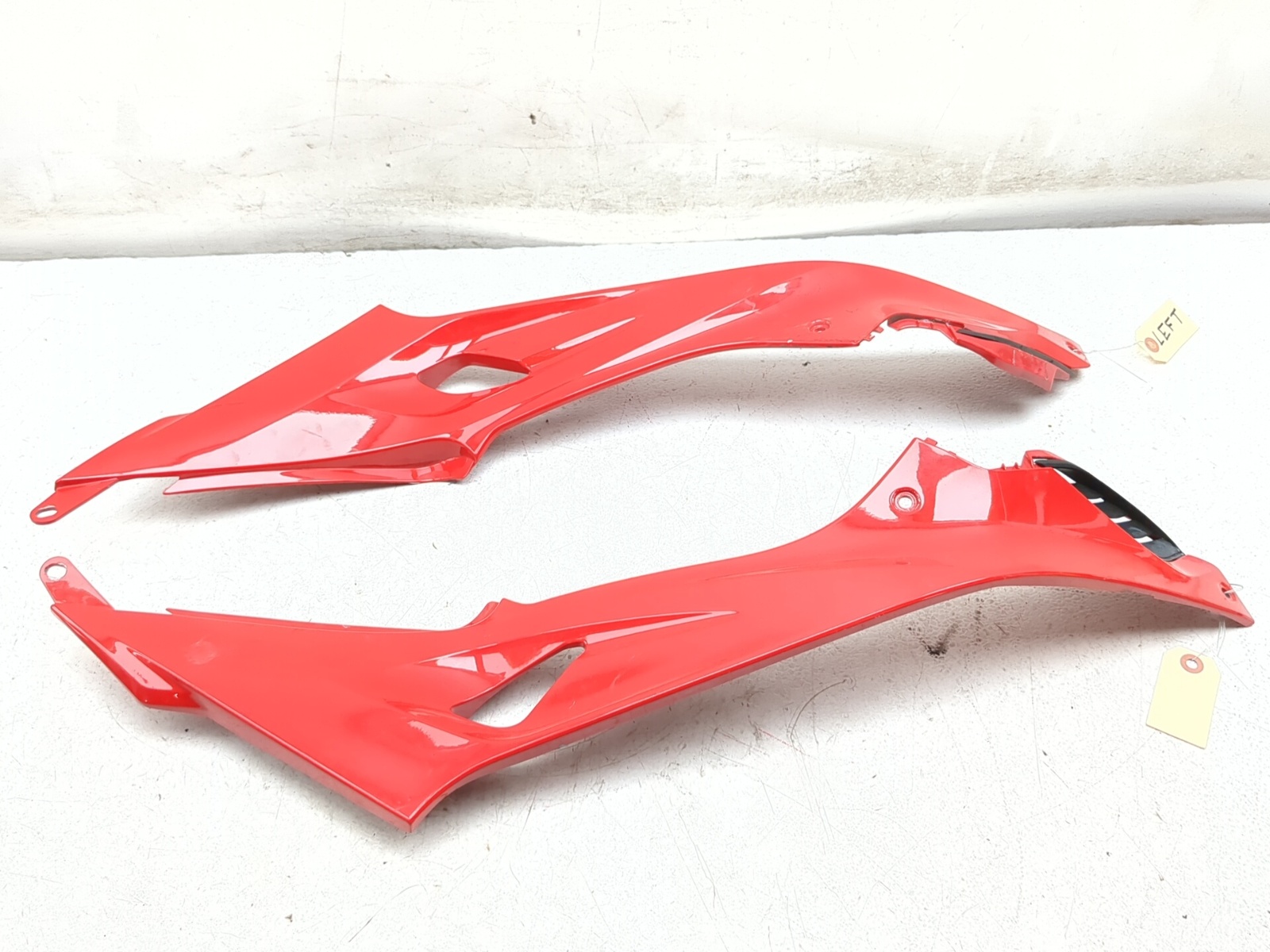 15-18 BMW S1000RR Fuel Tank Side Fairing Cover Trim Set