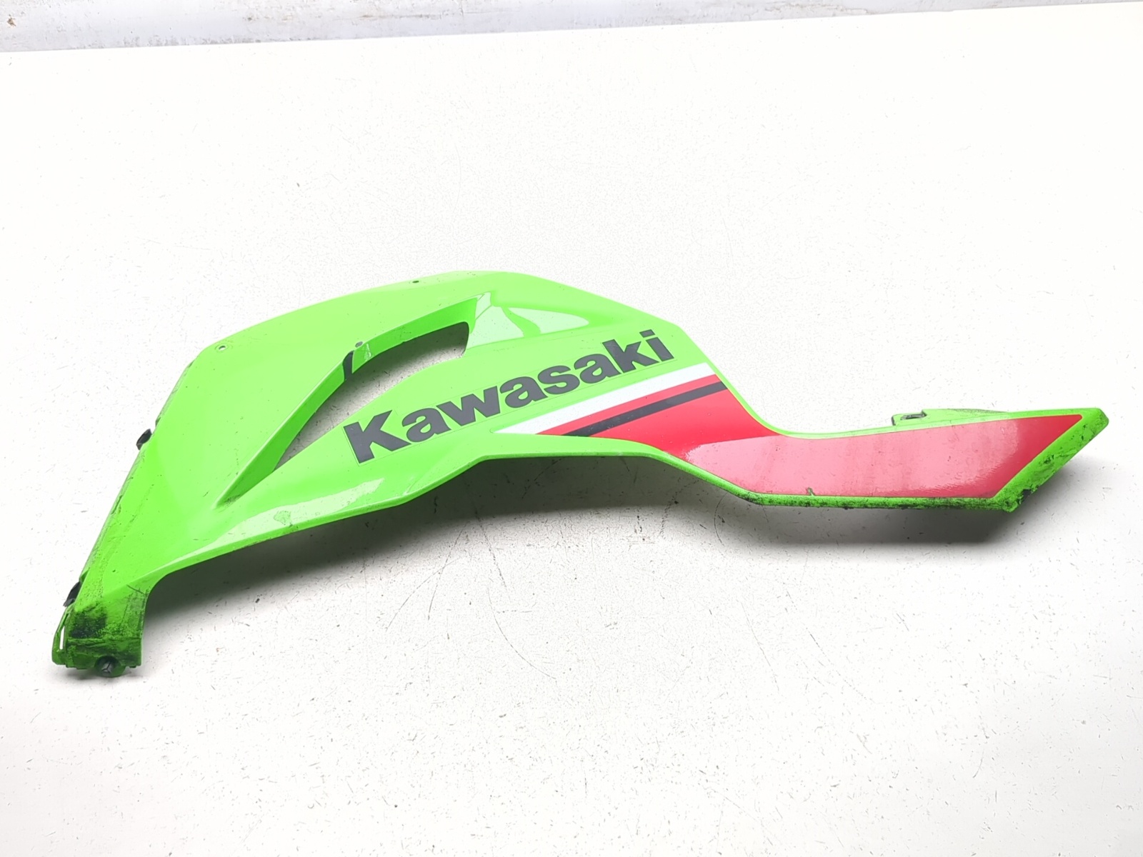 k5s23ページ 19-23 Kawasaki Ninja ZX6R ZX636K Lower Left Fairing Cowl Body
