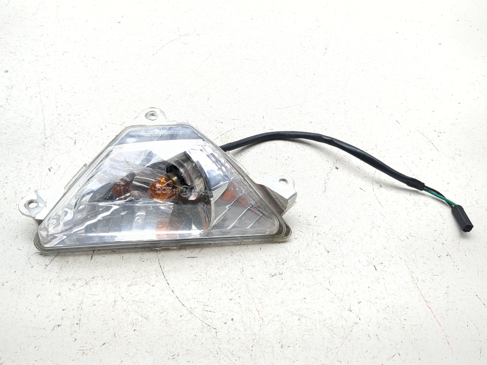19-23 Kawasaki Ninja ZX6R ZX636K Left Front Turn Signal 23040-0137