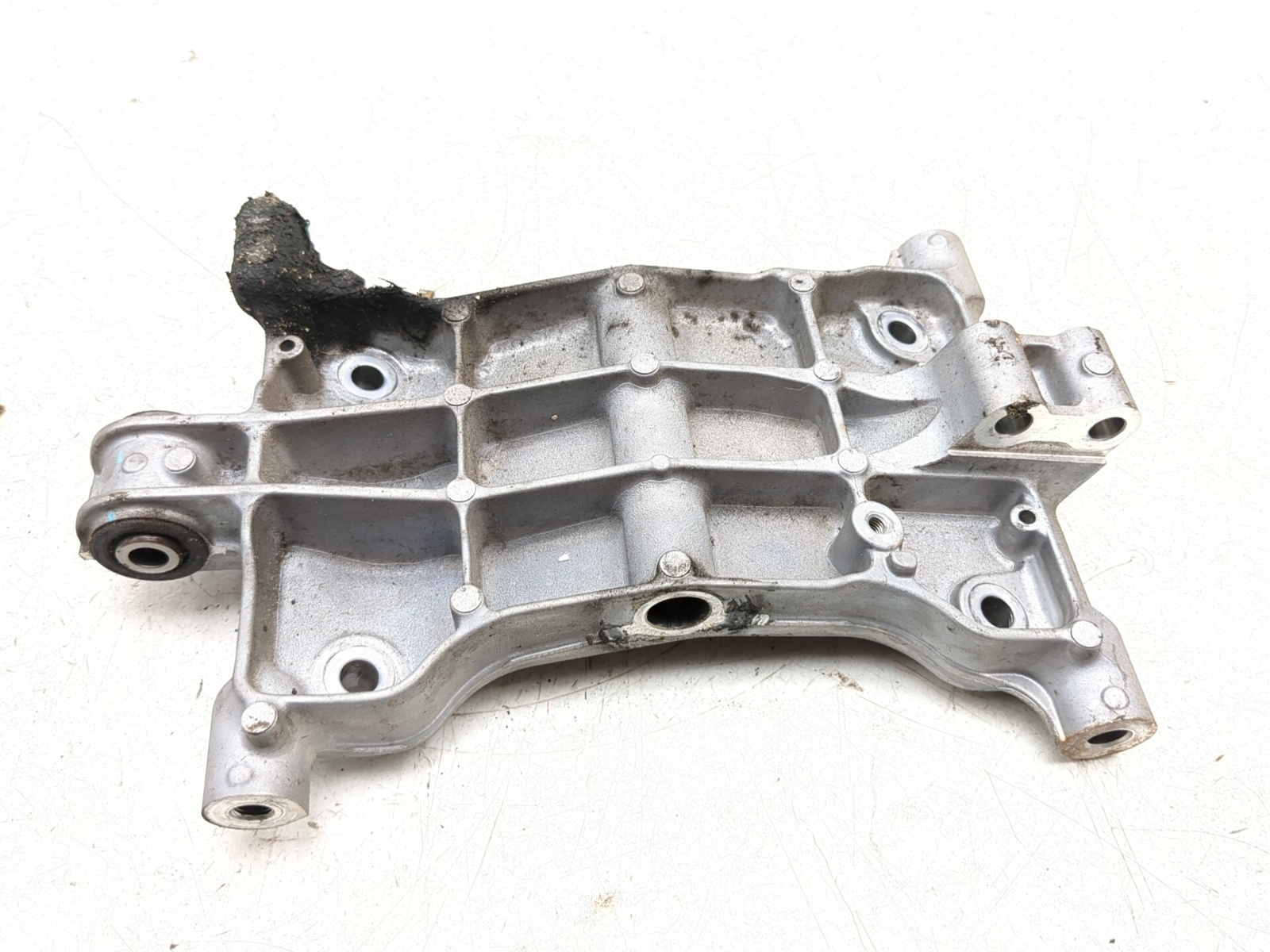 18-26 Kawasaki Ninja 400 EX400 Rear Swingarm Bracket 32036-0376