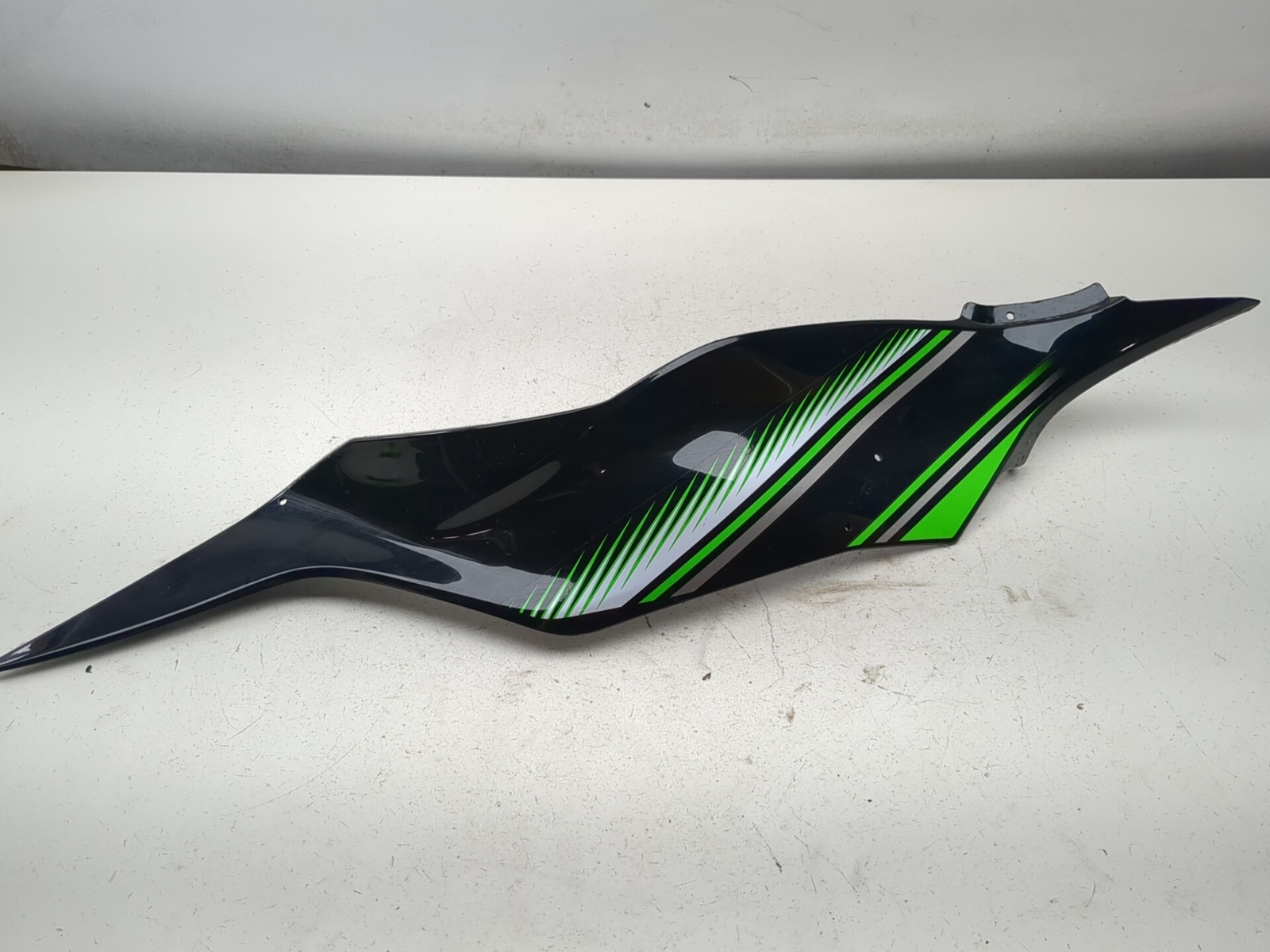 CT203576〜9 201360〜3 13-18 Kawasaki ZX 636 ZX6R Left Side Cover Fairing 36001-0594