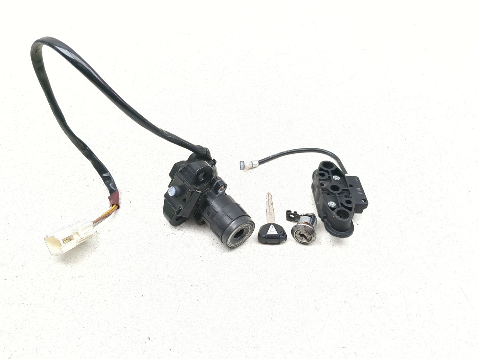13-18 Kawasaki ZX 636 ZX6R Ignition Seat Lock Switch Set 27005