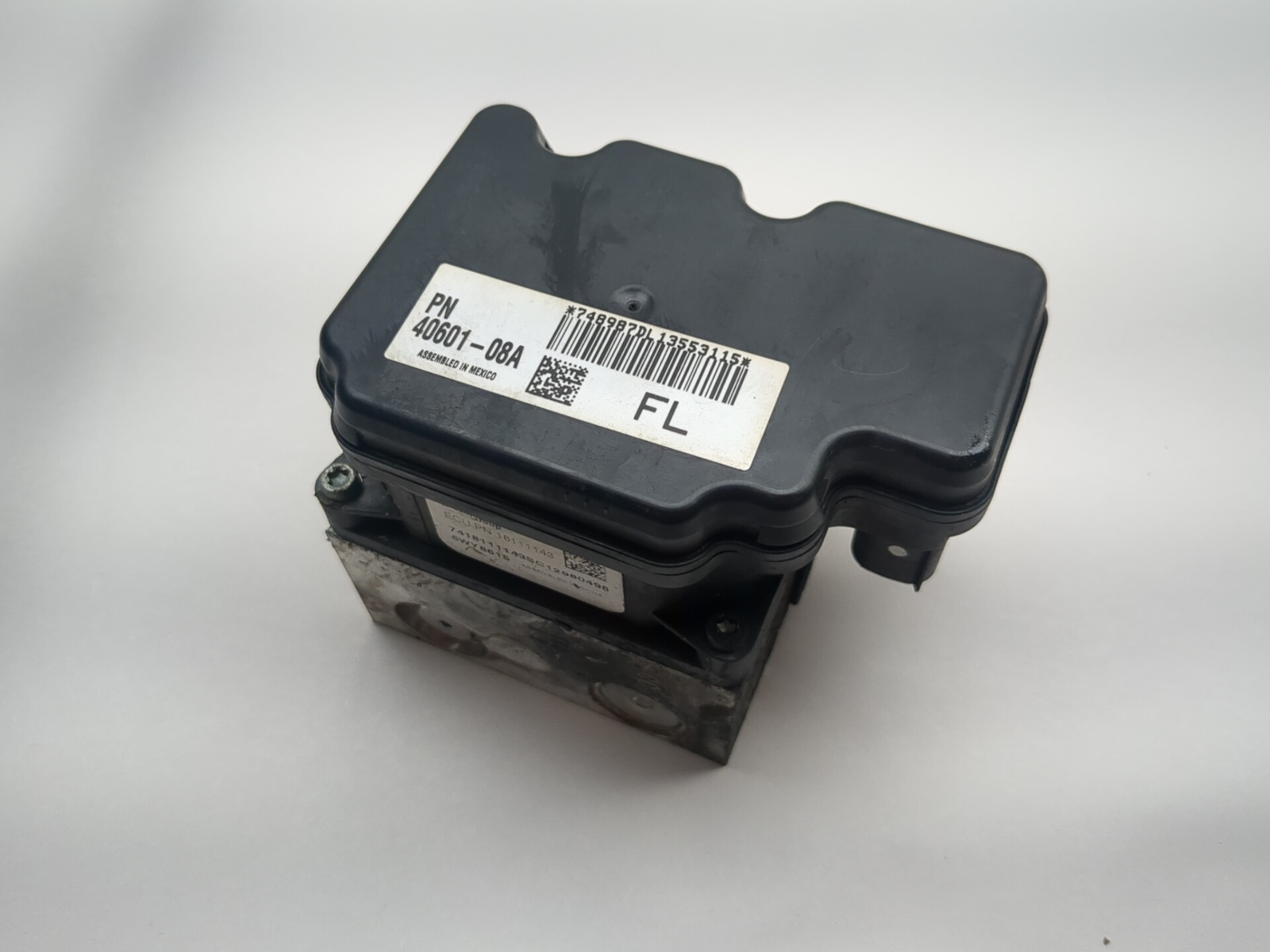 suzuki〜 10-12 Harley Street Glide CVO FLHXSE ABS Pump Control Module 40601