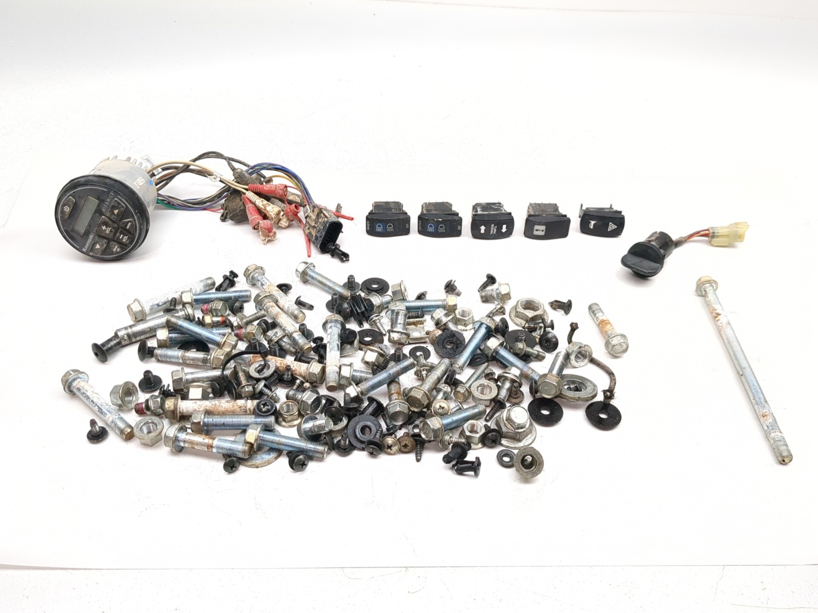 21-26 Kawasaki Teryx4 KRT800 Front Radio Switches Ignition Bolt