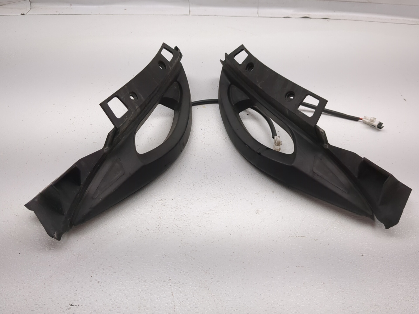 10-13 Can-Am Spyder Roadster RT Rear Passenger Grab Handle Set