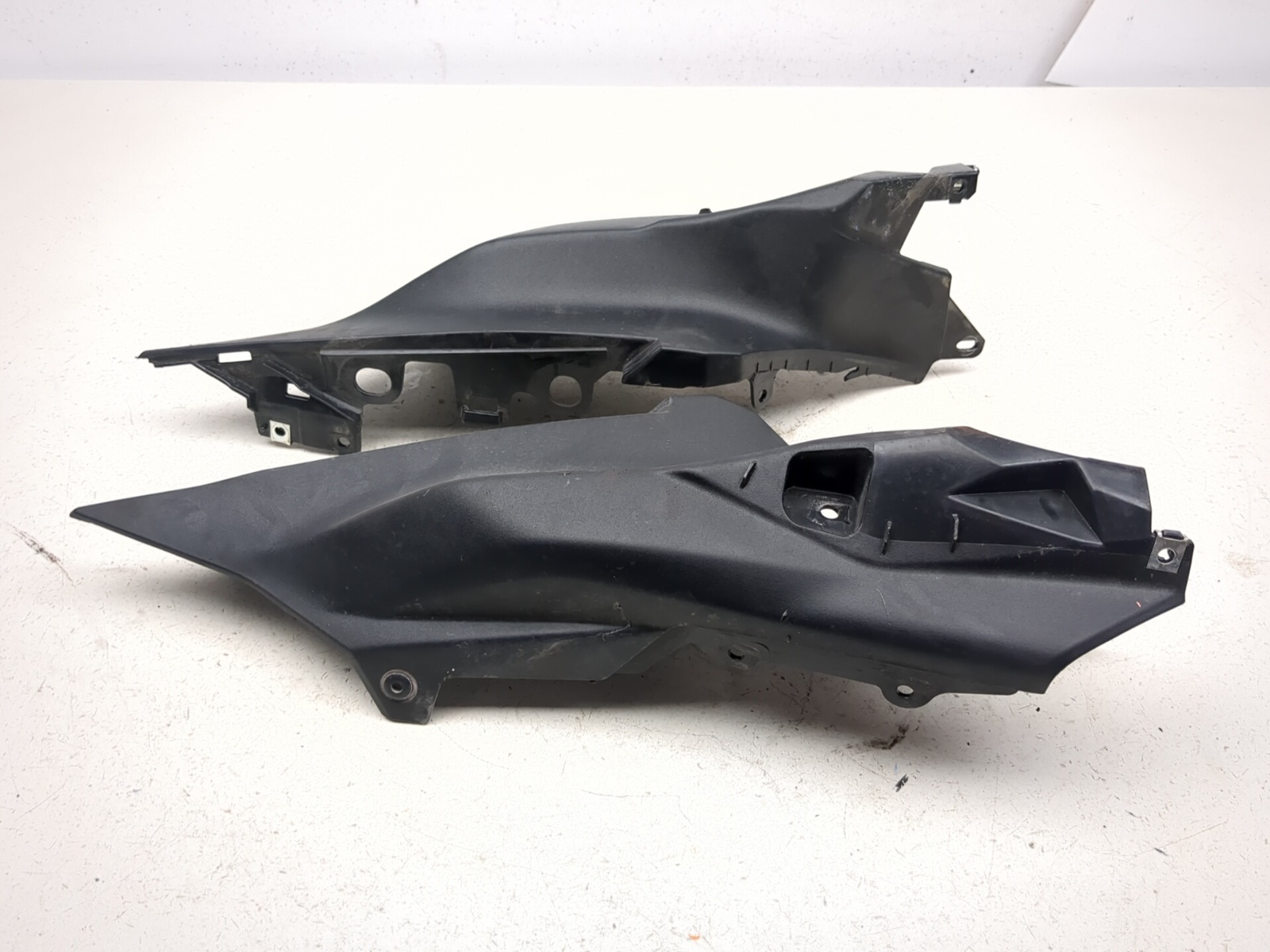 22-25 Yamaha YZF-R7 Left Right Side Cover Set BEB-21731-00 BEB