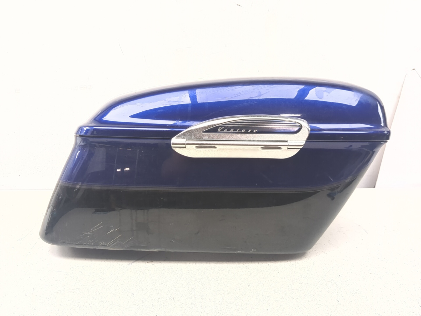 99-13 Yamaha Royal Star Venture XVZ1300 Right Saddlebag Pannier