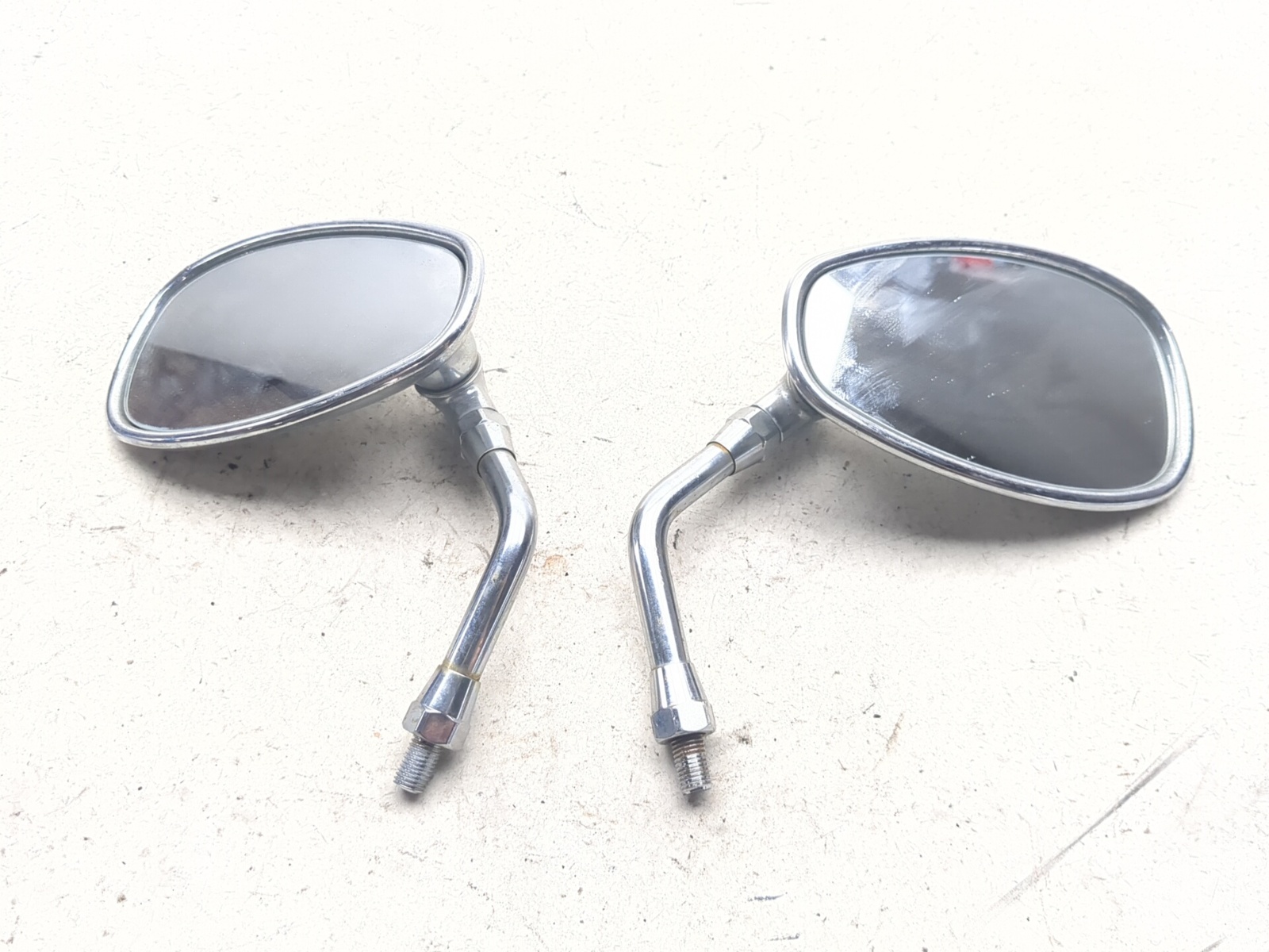 01-04 Suzuki VL800 Intruder Volusia Front Mirror Set 56500-41F01