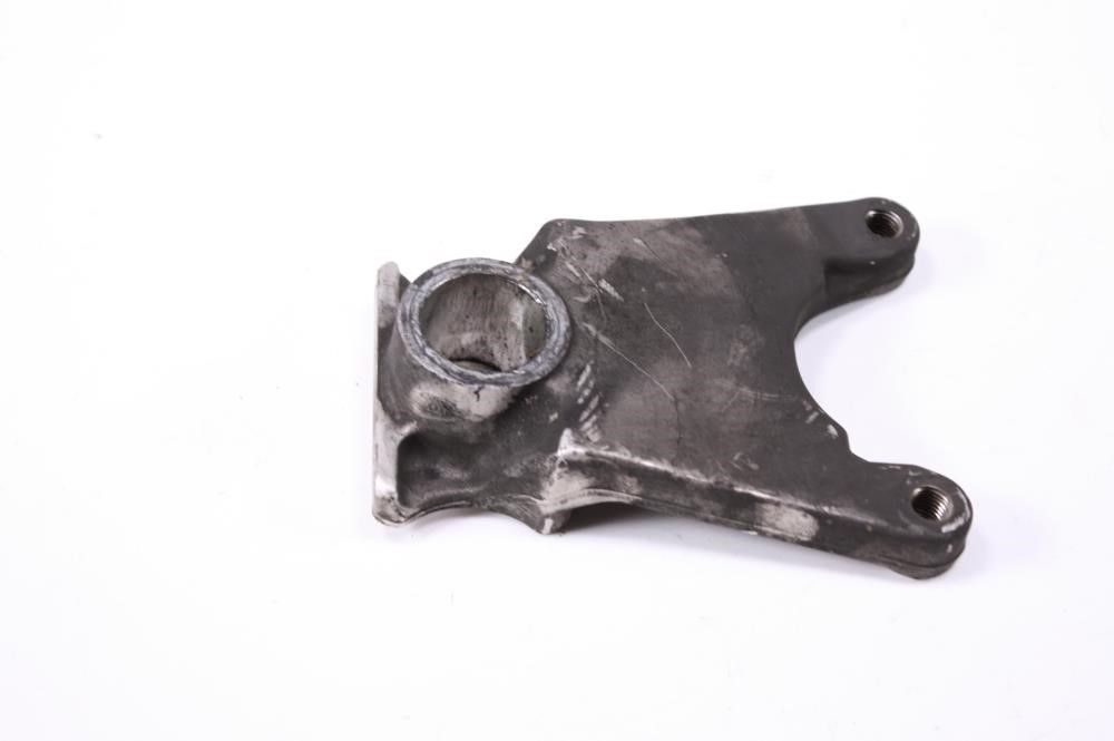 98 99 Yamaha YZF R1 Rear Brake Caliper Mount Bracket QTY 2 TRSH DV