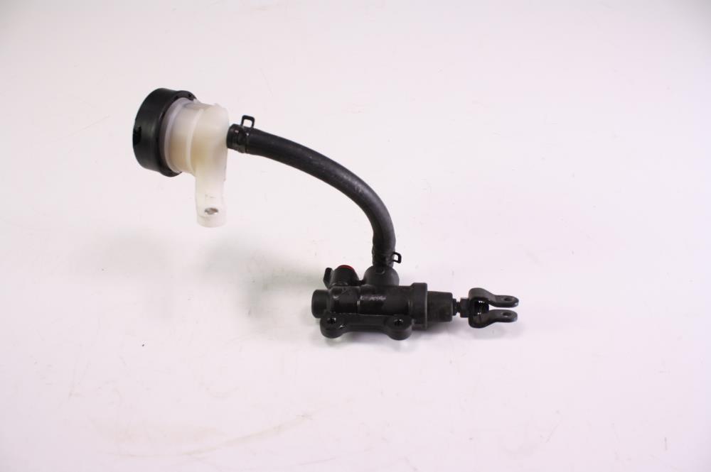 16 BMW R1200RS Rear Brake Master Cylinder 34 31 8 522 398