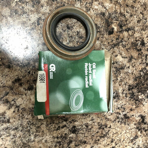 NOS CR SKF 19273 Pinion Oil Seal ONE (1) PER ORDER NOS CR SKF 19273 Pinion Oil Seal ONE (1) PER ORDER