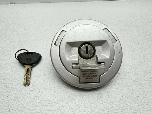 12 BMW K1600 GTL Gas Fuel Cap And Key 7690758 - Sun Coast Cycle