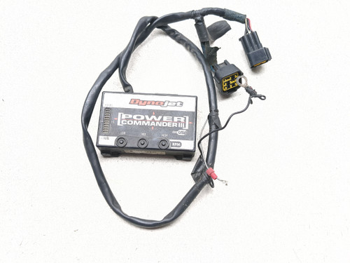 tv84365-06-08-yamaha-yzf-r6r-