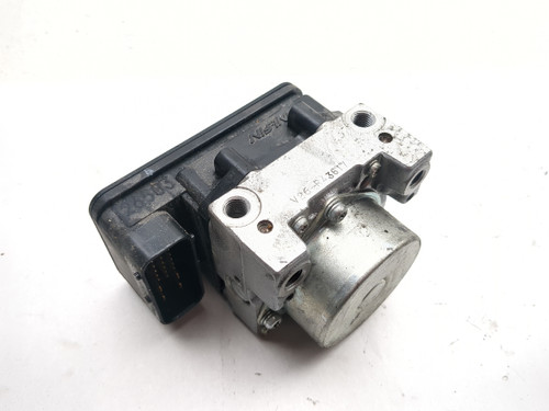 12-15 Triumph Tiger Explorer ABS Unit Module Brake Pump TD8407