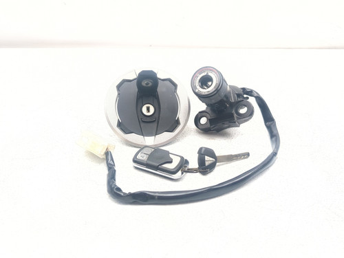 24 25 Kawasaki Z500 Lock Set Ignition Switch Cap And Key - Sun
