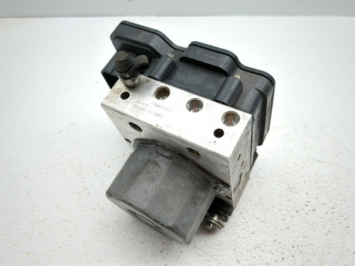 16-19 Can Am Spyder F3-T SE6 ABS Brake Pump Module 2265106516