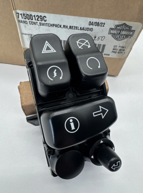2015 Harley-Davidson Touring OEM Right Control Switch Pack