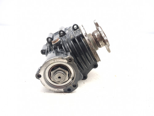 77-83 Yamaha XS750 Output Middle Drive Shaft Bevel Gears And