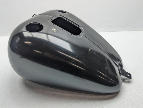 2004-2005 Harley-Davidson FLSTF OEM EFI Fuel Tank (SCRATCHED