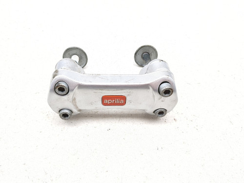 tx32611-01-07-aprilia-caponord
