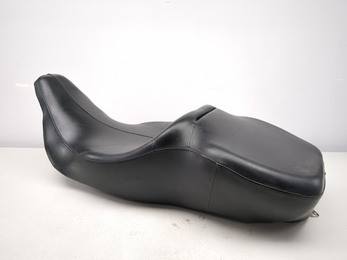05-06 Harley Davidson Street Glide FLHXI Driver Passenger Seat