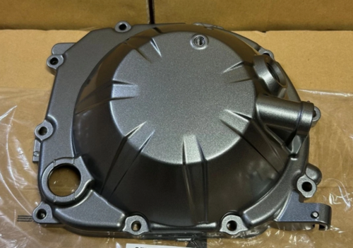 17-19 Kawasaki Z900 ABS ZR900 Clutch Cover Genuine OEM 14032-0676