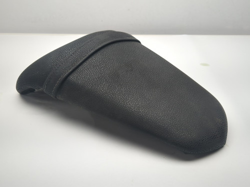 17-25 Kawasaki Z650 ER650N Rear Passenger Seat 53066-0661-12Y