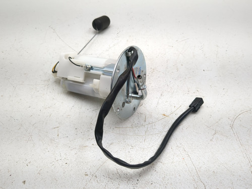 23-26 Kawasaki ZX400S ZX4R Fuel Gas Petrol Sender Pump 49040-0788