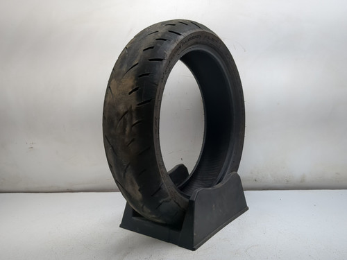 23-26 Kawasaki ZX400S ZX4R Dunlop 160/60ZR17 Rear Tire DOT 1125