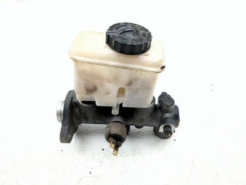 ｓサイズ 00-09 Club Car Carryall 272 Brake Master Cylinder - Sun Coast