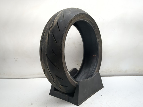 tx49524-21-25-ducati-monster-