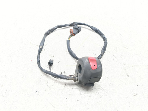 99-07 Suzuki Hayabusa GSX1300R Front Right Handlebar Switch Button 99-07 Suzuki Hayabusa GSX1300R Front Right Handlebar Switch Button