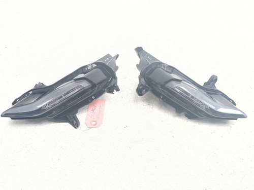 22-25 Yamaha YZF-R7 Front Left Right Headlight Set BEB-84301-00-00