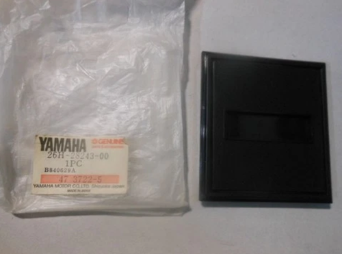83-84 Yamaha XVZ12 Venture Blind 4 Panel NOS 26H-28243-00 - Sun