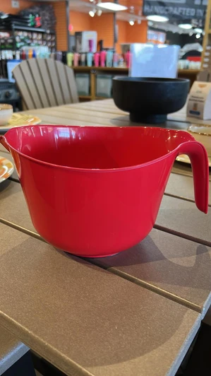 Mixing Bowl Bowl with Handle & Spout - Red